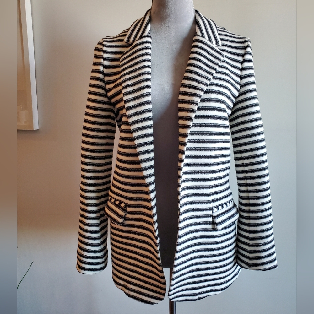 B&W Stripes Blazer
